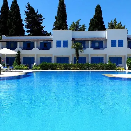 Lemon Garden Türkbükü Otel