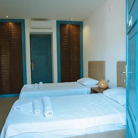 Lemon Garden Tuerkbuekue ホテル ムーラ