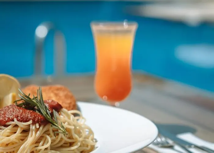 Lemon Garden Tuerkbuekue Szálloda *