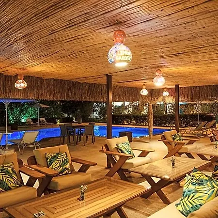 Lemon Garden Tuerkbuekue Hotel Muğla